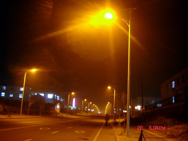 农村道路照明30瓦太阳能路灯